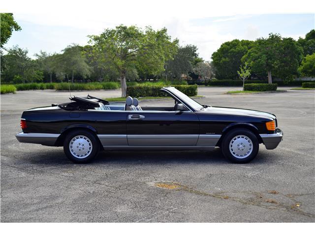 Mercedes-Benz-500-Series-Cabriolet-1987-16