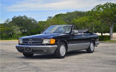 Mercedes-Benz-500-Series-Cabriolet-1987-4