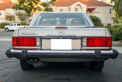 Mercedes-Benz-500-Series-Cabriolet-1988-6