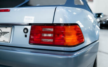 Mercedes-Benz-500-Series-Cabriolet-1991-28