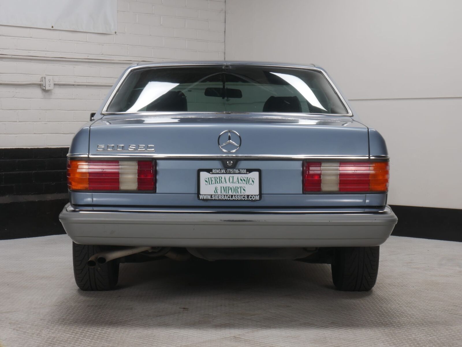 Mercedes-Benz-500-Series-Coupe-1985-10