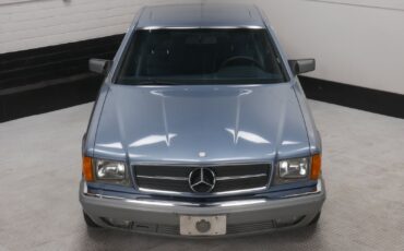 Mercedes-Benz-500-Series-Coupe-1985-3