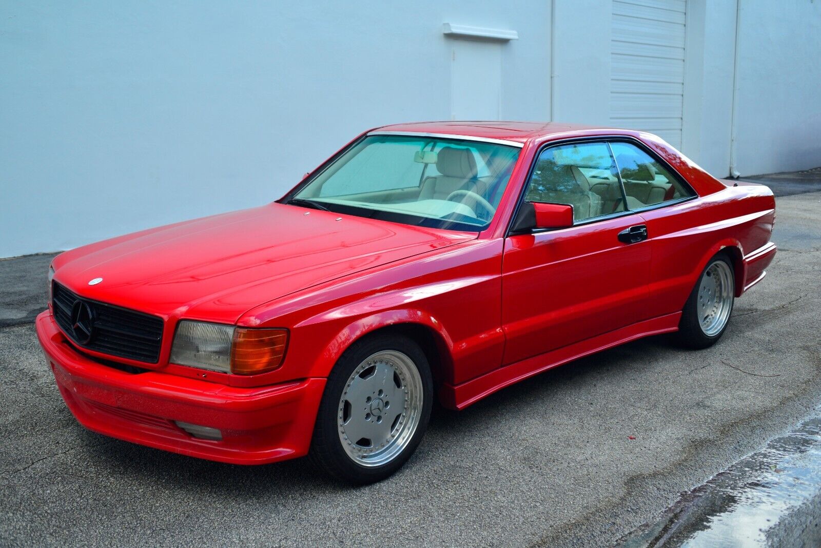 Mercedes-Benz-500-Series-Coupe-1987-5