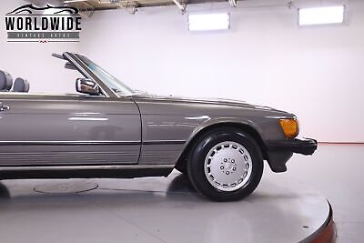 Mercedes-Benz-560Sl-1987-11