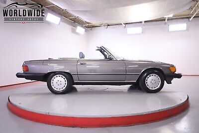 Mercedes-Benz-560Sl-1987-3