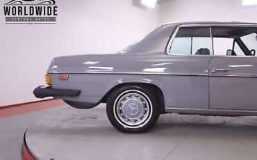 Mercedes-Benz-C-Class-1974-8