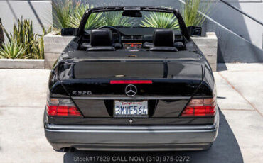 Mercedes-Benz-E-Class-1995-5