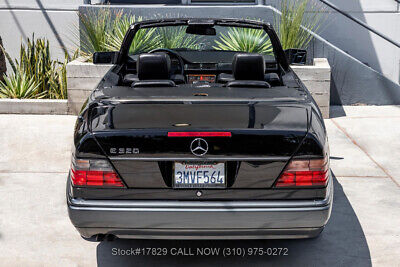 Mercedes-Benz-E-Class-1995-5