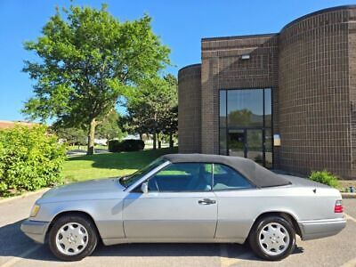 Mercedes-Benz-E-Class-Cabriolet-1994-2