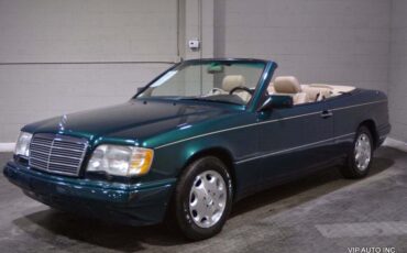 Mercedes-Benz-E-Class-Cabriolet-1995-3