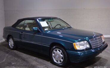 Mercedes-Benz-E-Class-Cabriolet-1995-38