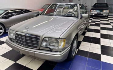 Mercedes-Benz-E-Class-Cabriolet-1995-7