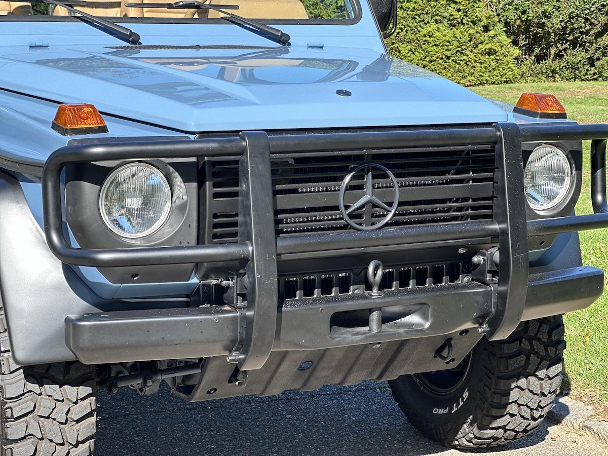 Mercedes-Benz-G-Class-Cabriolet-1990-21