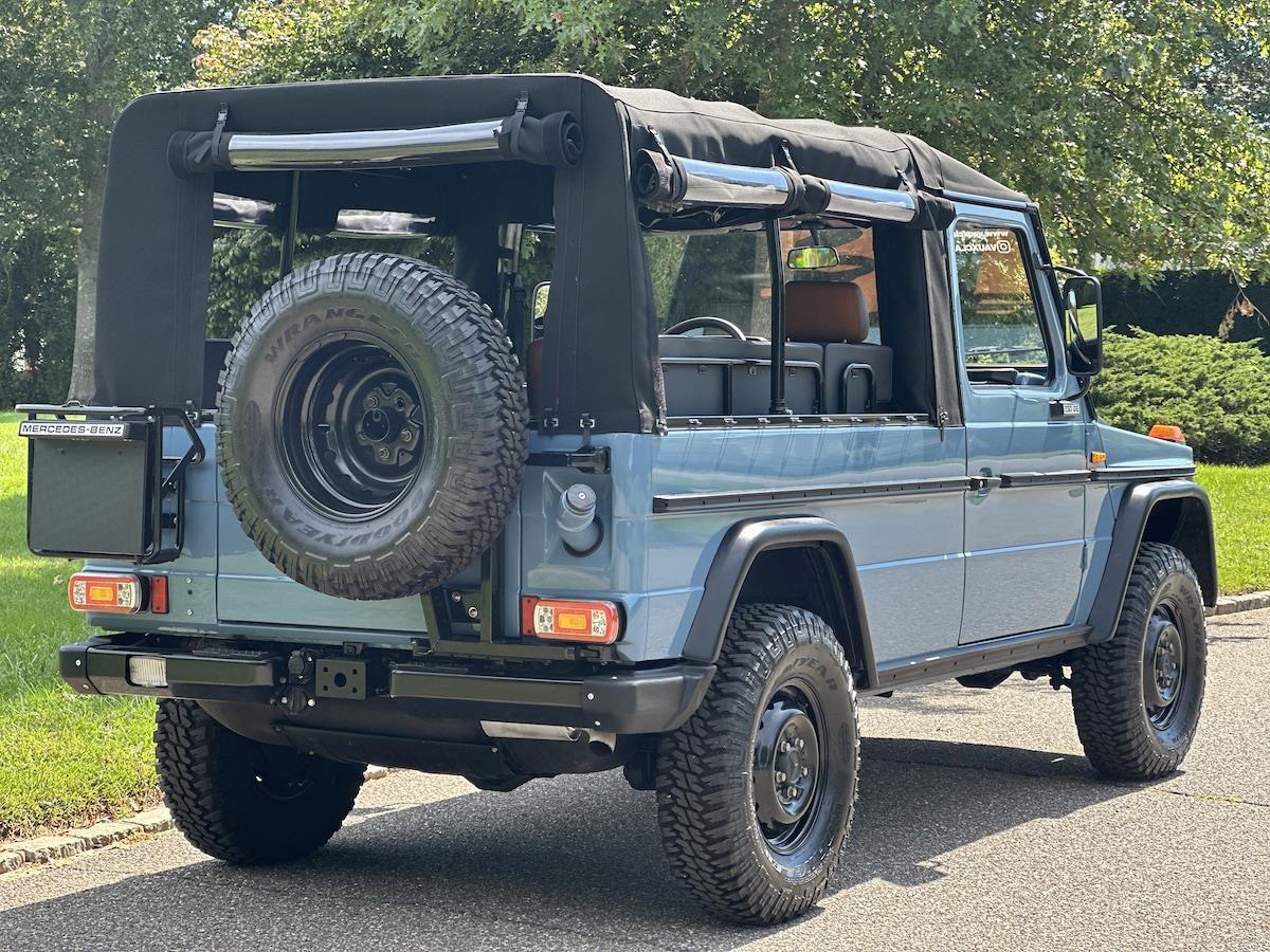 Mercedes-Benz-G-Class-Cabriolet-1993-14