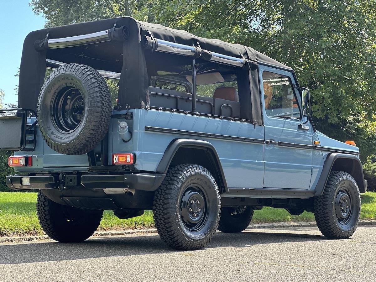 Mercedes-Benz-G-Class-Cabriolet-1993-16