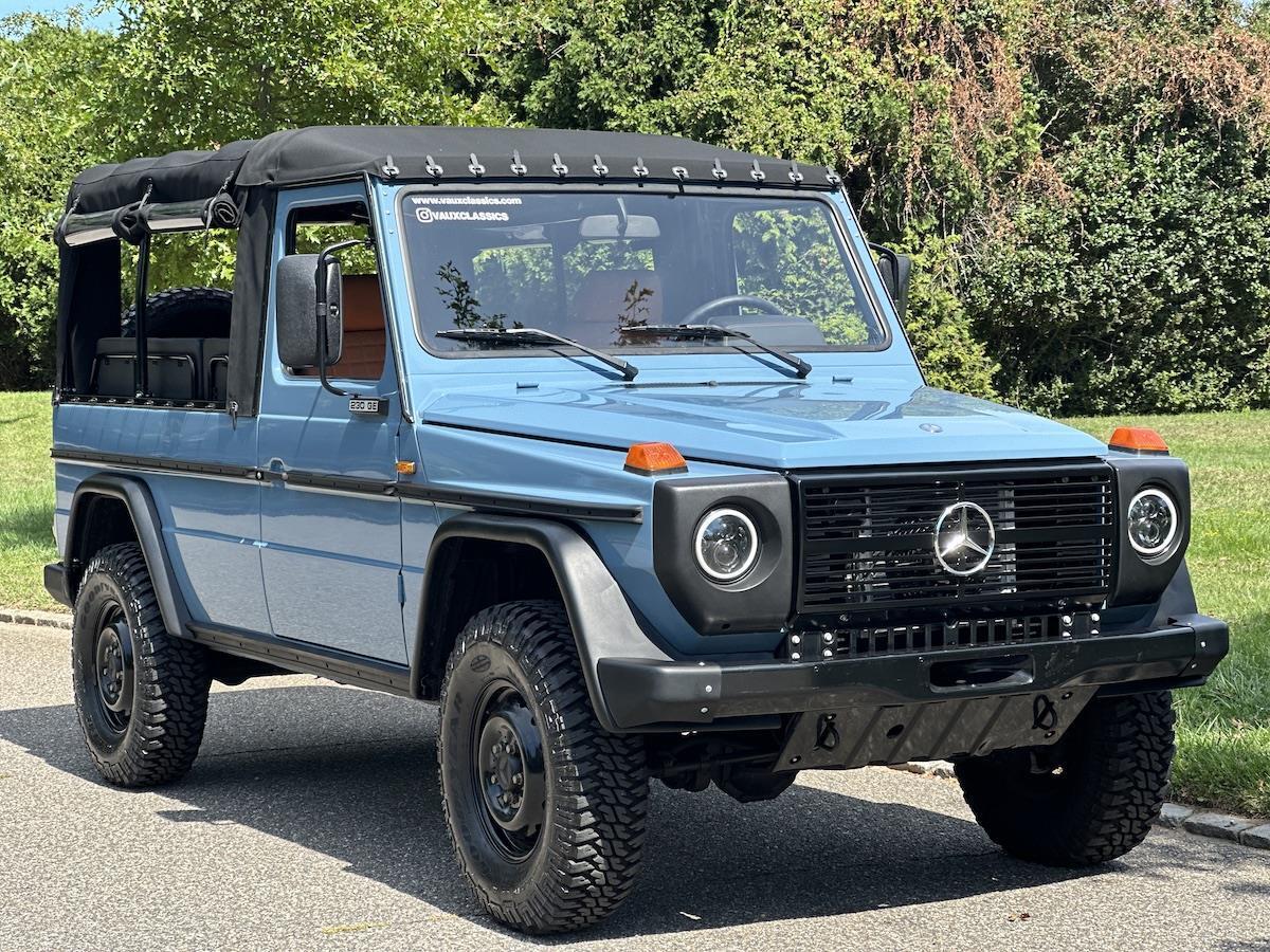 Mercedes-Benz-G-Class-Cabriolet-1993-8