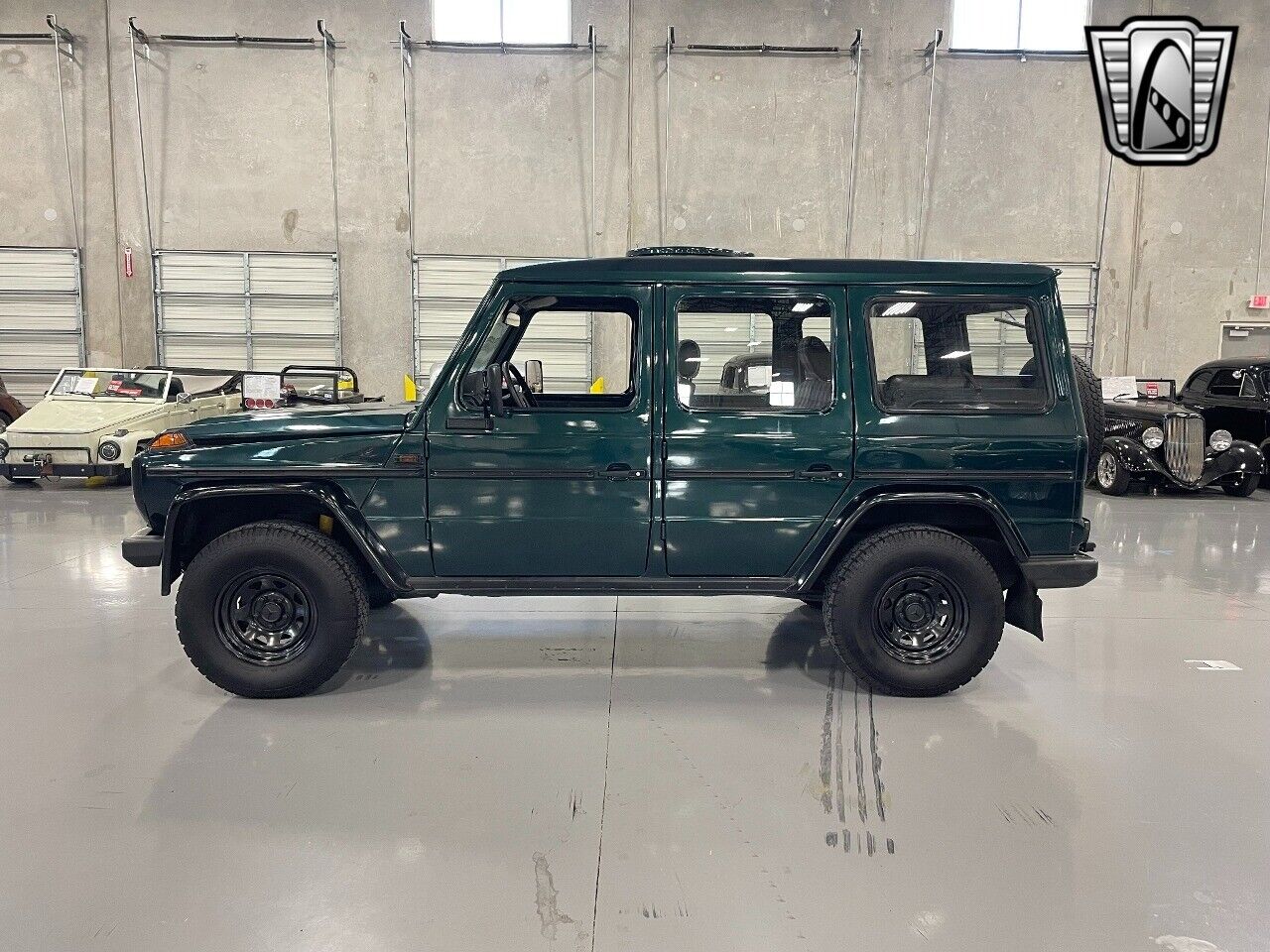 Mercedes-Benz-G-Class-Cabriolet-1995-3