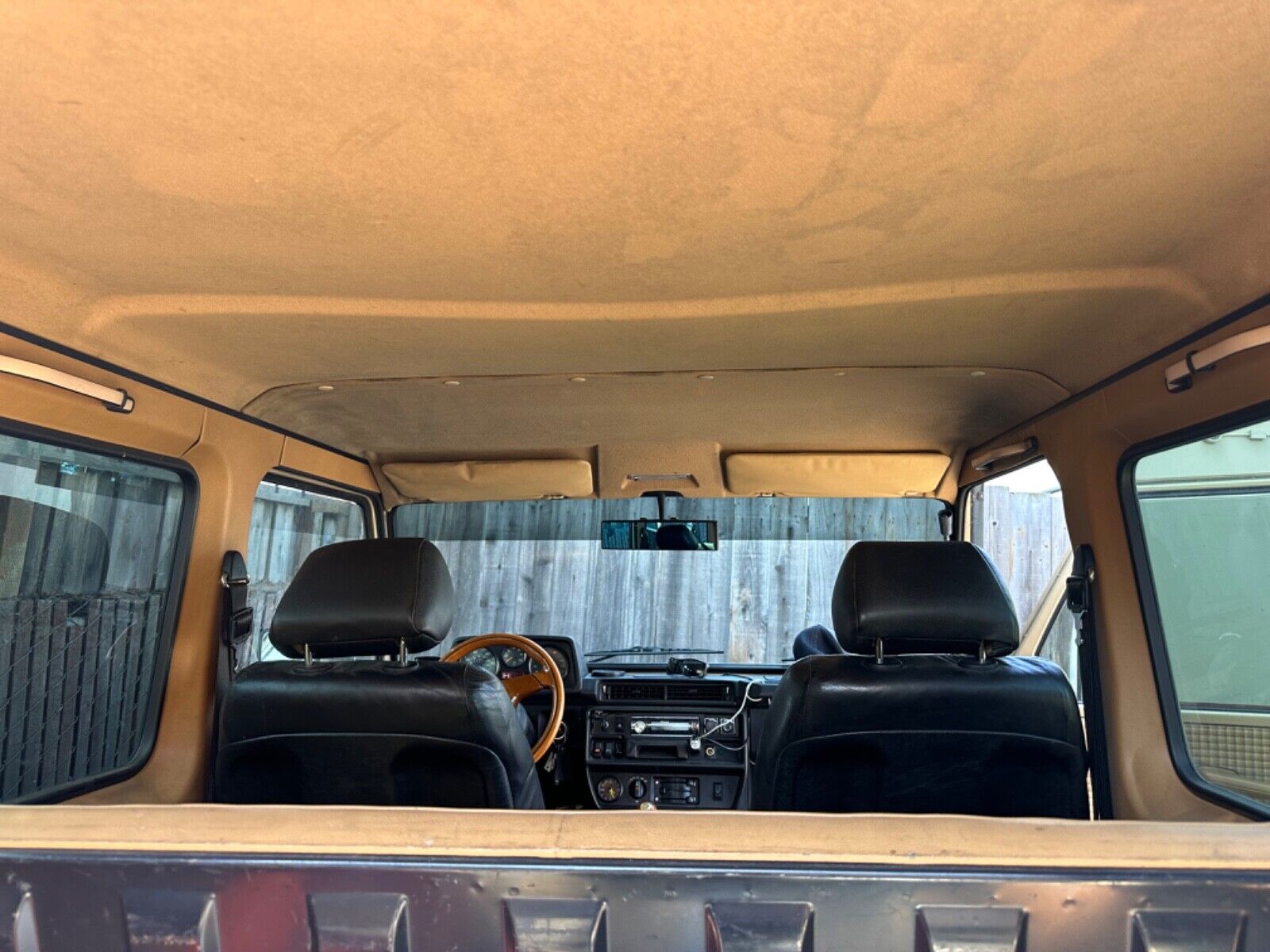 Mercedes-Benz-G-Class-SUV-1983-24