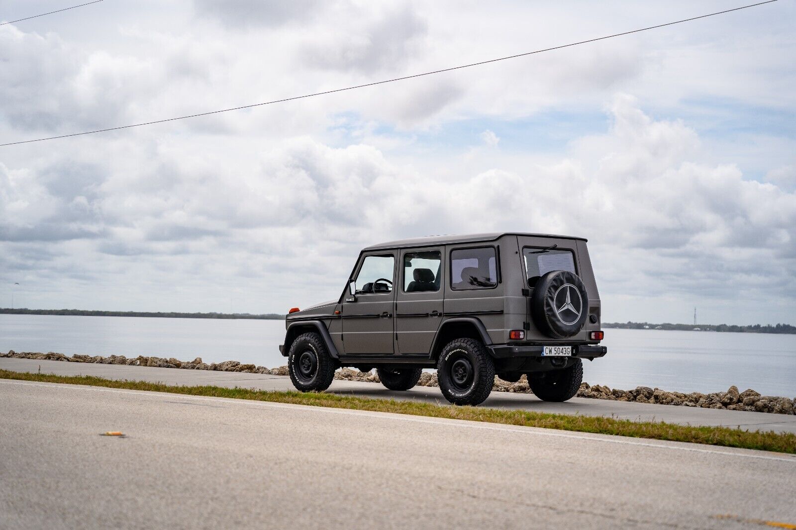 Mercedes-Benz-G-Class-SUV-1992-10