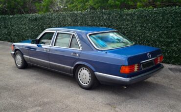 Mercedes-Benz-S-Class-Berline-1985-34