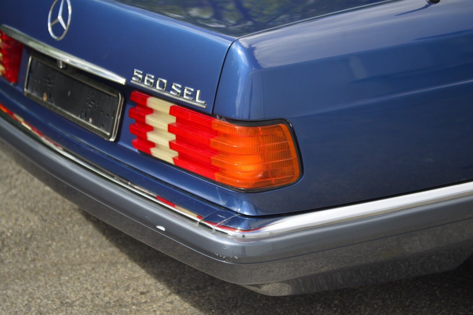 Mercedes-Benz-S-Class-Berline-1985-4