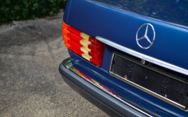 Mercedes-Benz-S-Class-Berline-1985-5