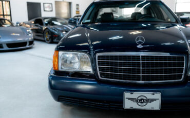 Mercedes-Benz-S-Class-Berline-1993-11