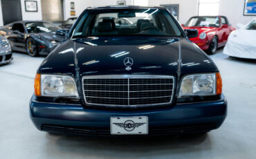 Mercedes-Benz-S-Class-Berline-1993-3