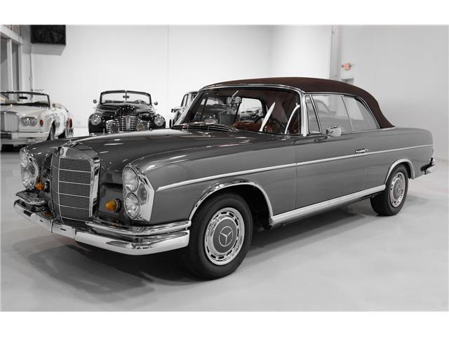 Mercedes-Benz-S-Class-Cabriolet-1967-3