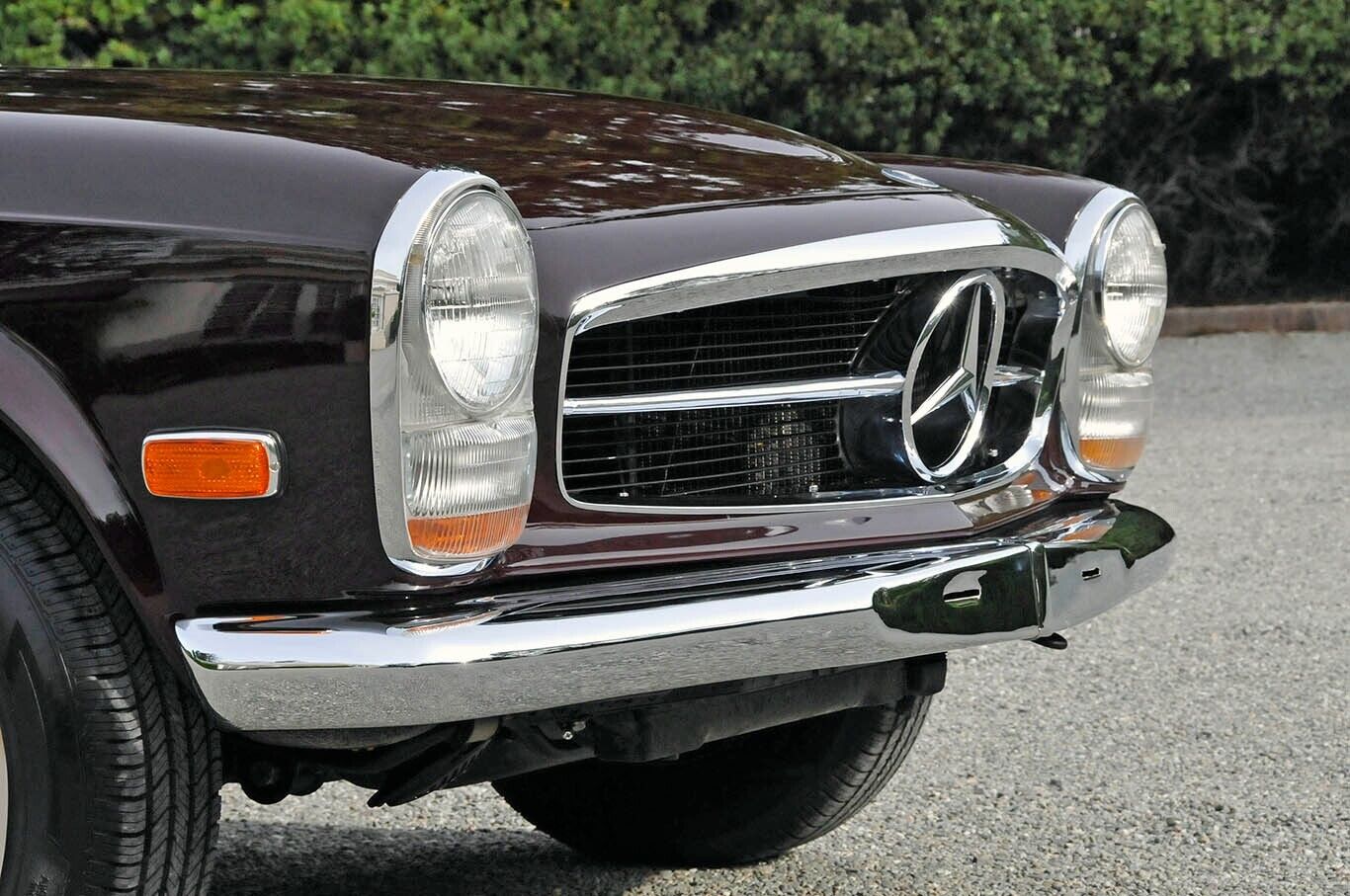 Mercedes-Benz-SL-Class-1968-14