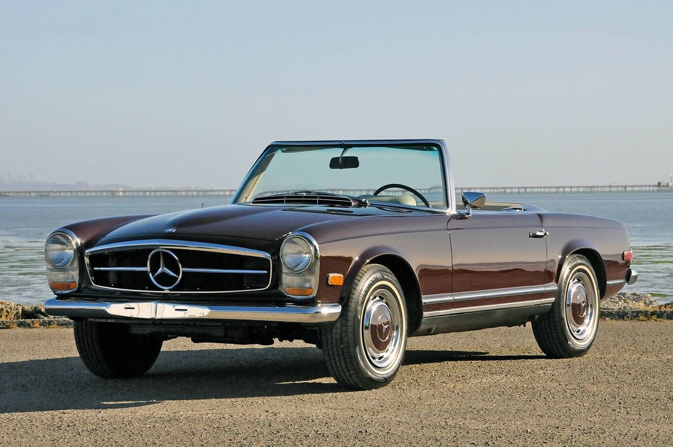 Mercedes-Benz-SL-Class-1968-3