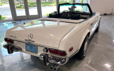 Mercedes-Benz-SL-Class-1968-6