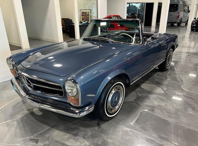 Mercedes-Benz-SL-Class-1969-1