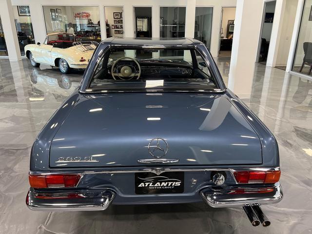 Mercedes-Benz-SL-Class-1969-13