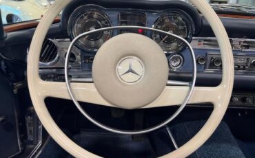 Mercedes-Benz-SL-Class-1969-30