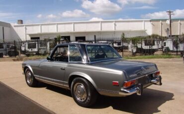 Mercedes-Benz-SL-Class-1970-21