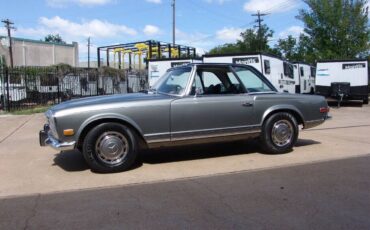 Mercedes-Benz-SL-Class-1970-25