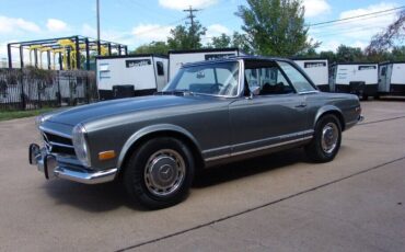 Mercedes-Benz-SL-Class-1970-26