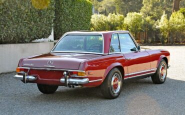 Mercedes-Benz-SL-Class-1970-4