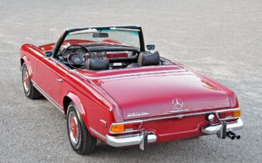 Mercedes-Benz-SL-Class-1970-8