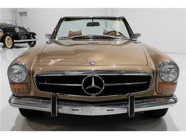 Mercedes-Benz-SL-Class-1971-3