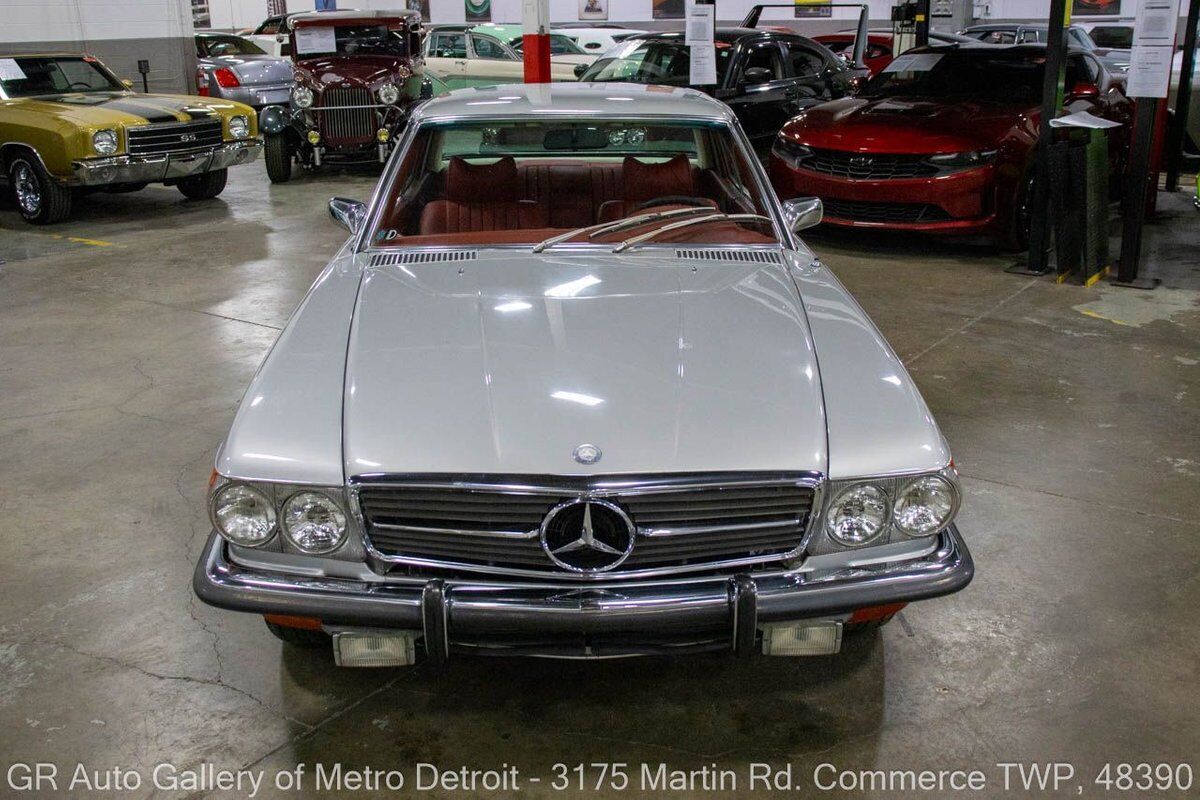 Mercedes-Benz-SL-Class-1972-10