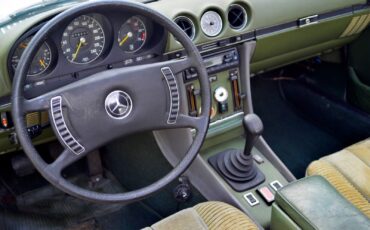 Mercedes-Benz-SL-Class-1972-18