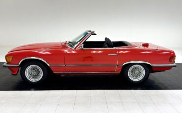 Mercedes-Benz-SL-Class-1972-5