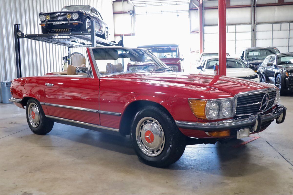 Mercedes-Benz-SL-Class-1973-11