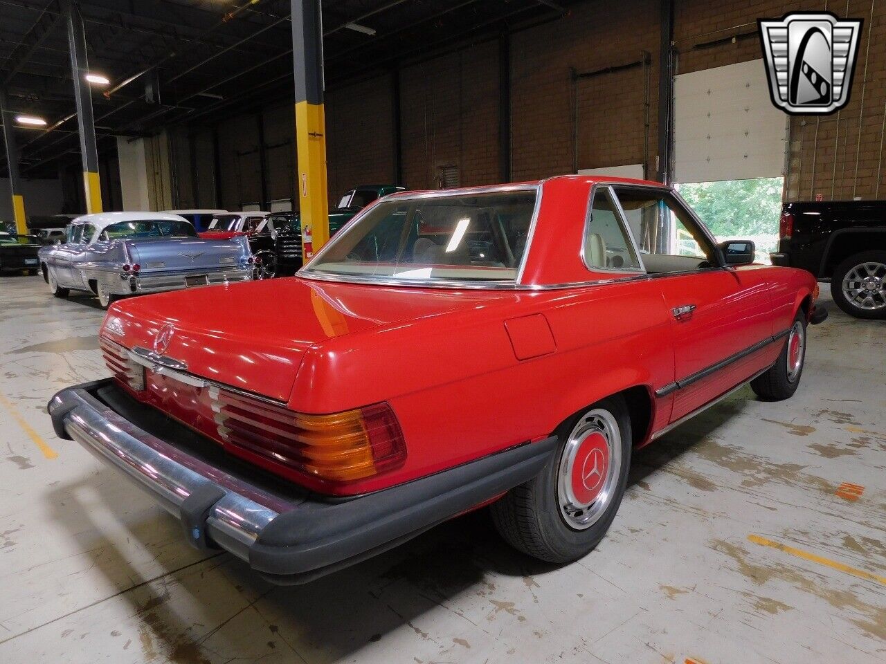 Mercedes-Benz-SL-Class-1977-4