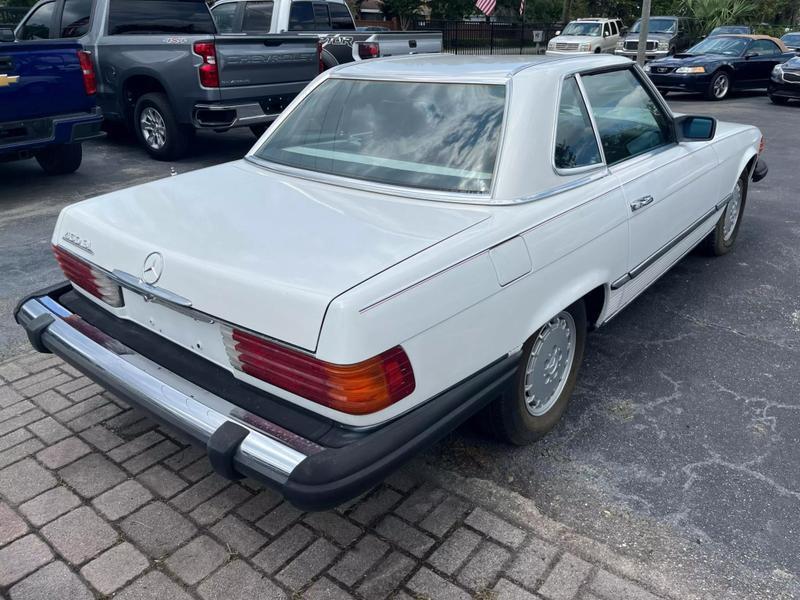 Mercedes-Benz-SL-Class-1980-10