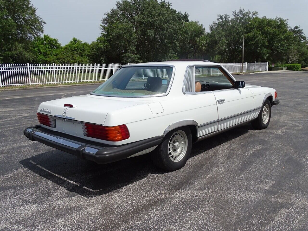 Mercedes-Benz-SL-Class-1980-7