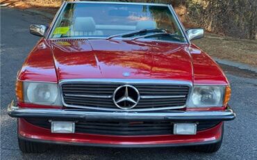 Mercedes-Benz-SL-Class-1984-1