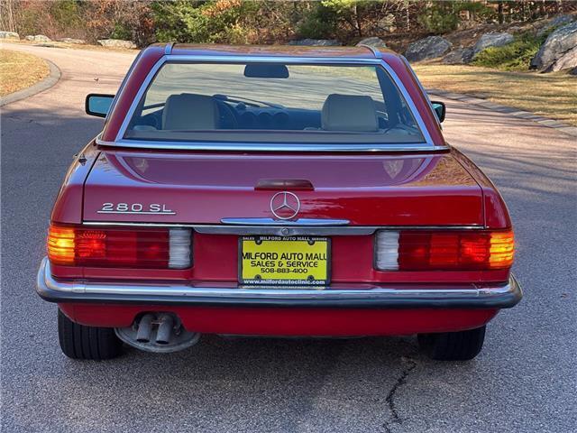 Mercedes-Benz-SL-Class-1984-19